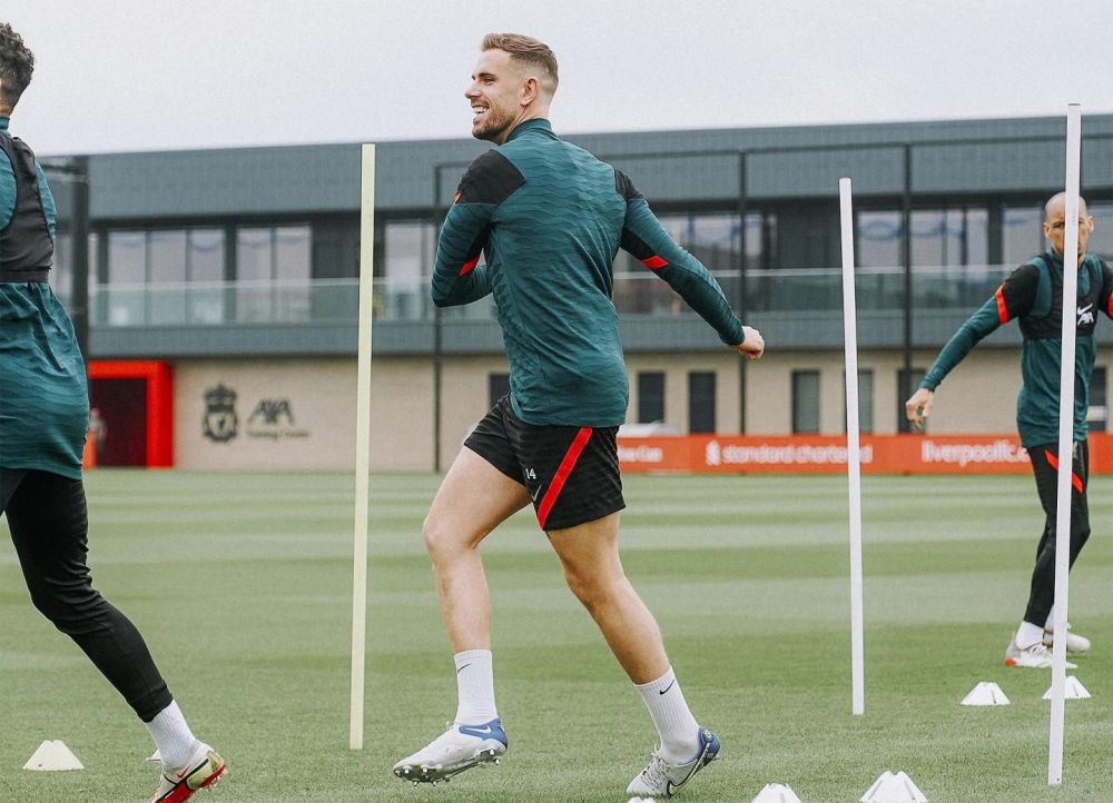 关于赛后体能课后，比利亚雷亚尔伤情更新备战NBA总决赛，更衣室稳定，训练强度明显提升的信息