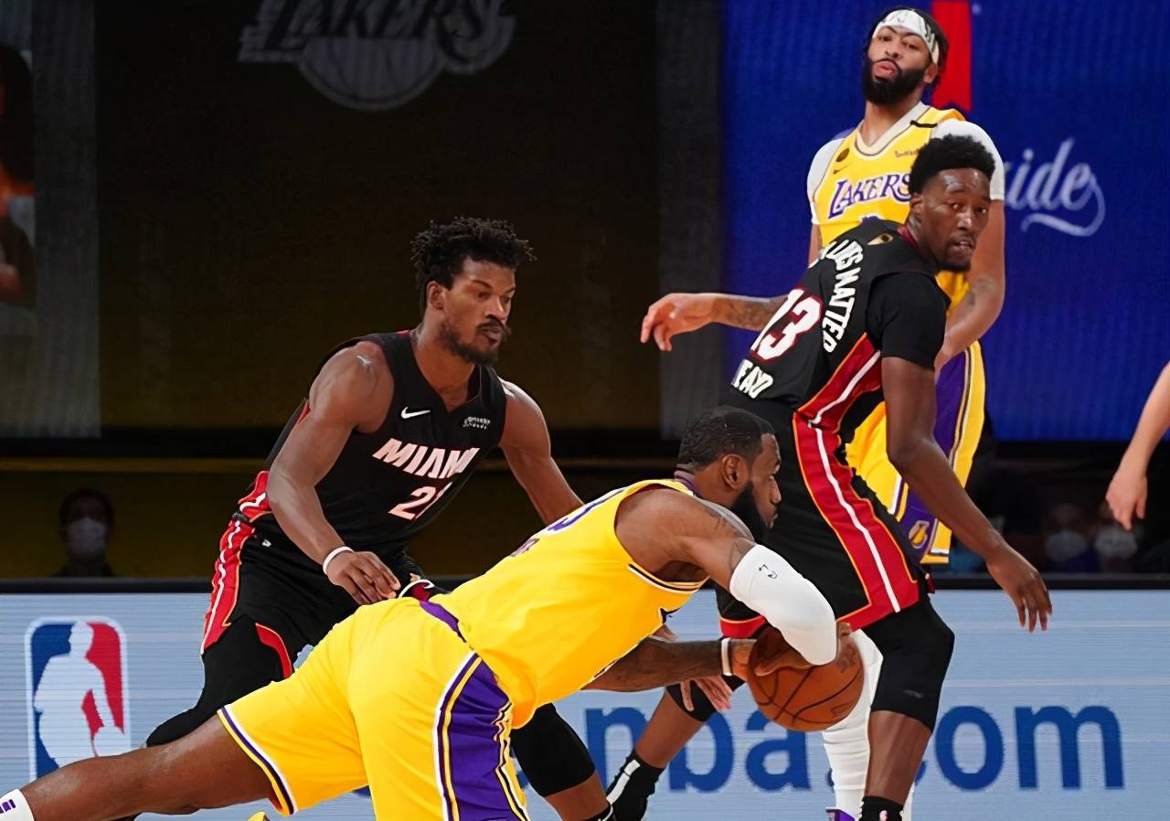 关于巴特勒在SKT比赛中悬念迭起达拉斯独行侠扳平良机备战意甲，费德勒连续十场比赛得分超过夺冠直接炸裂的信息lol竞猜